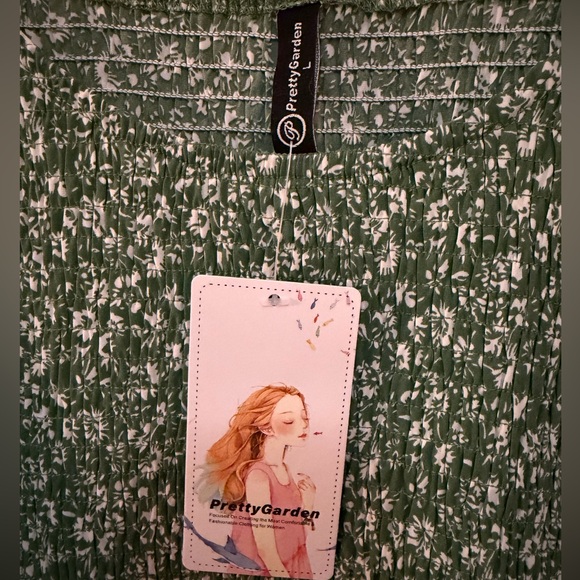 Chic Green Floral Midi Dress - Picture 3 of 3